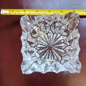 ash tray  vintage    can use to hold coins